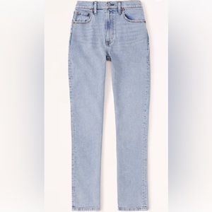 Abercrombie & Fitch The Slim Straight Ultra High Rise Split Hem Jeans